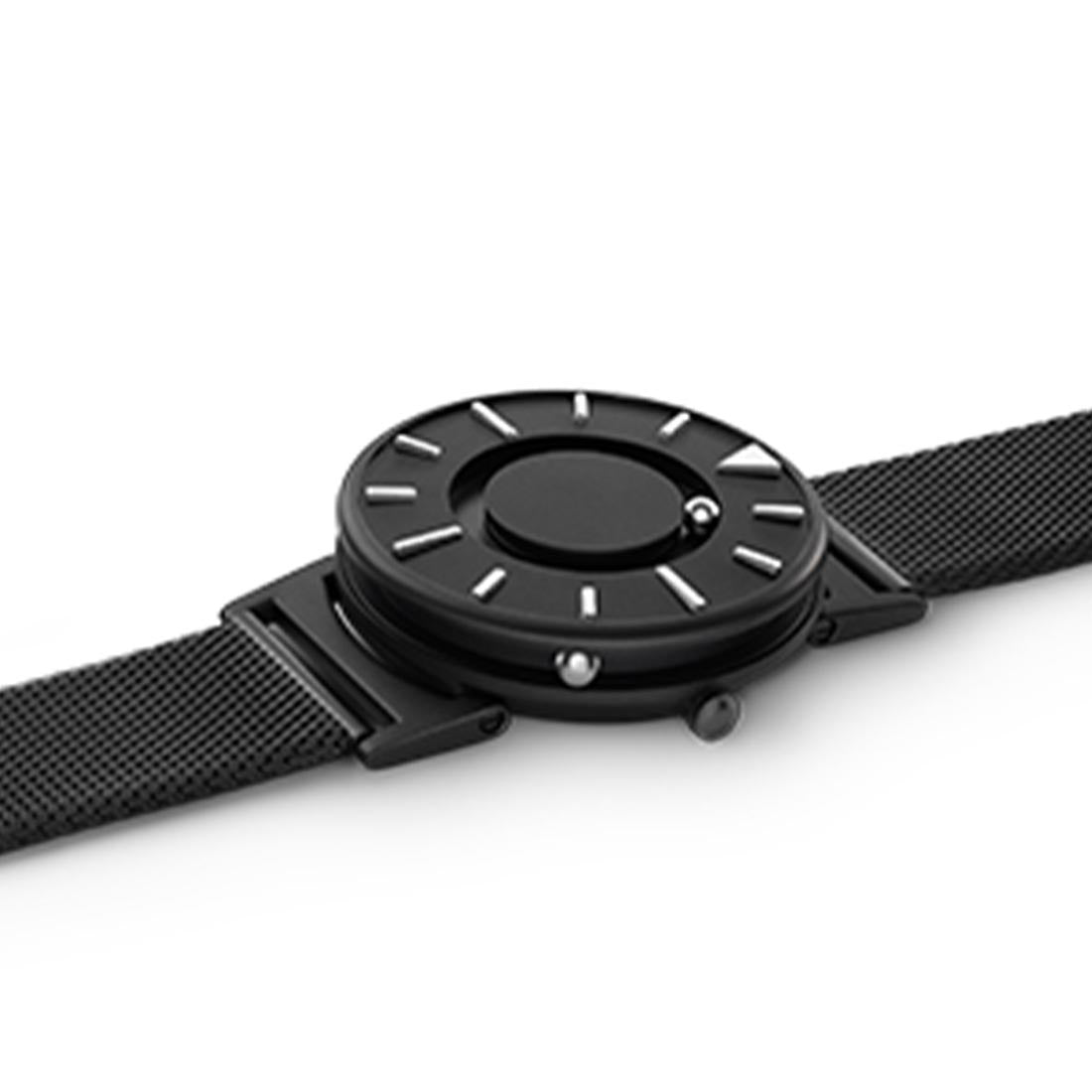 Bradley Polished Mesh Black