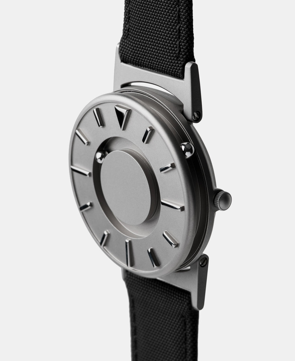 EONE BRADLEY TIMEPIECE Canvas イワン Bradley Canvas Noir – Eone