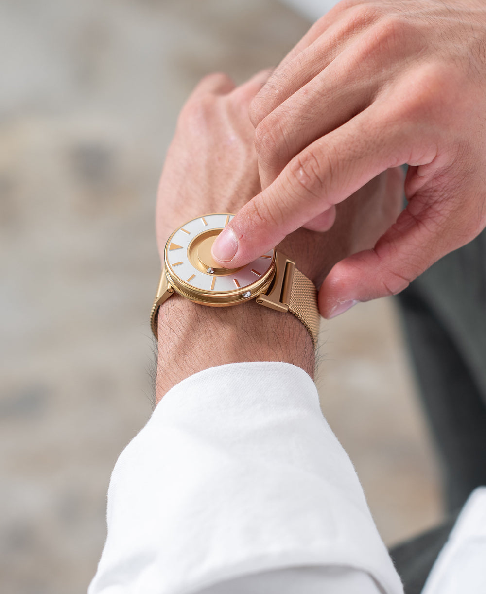 Bradley Mesh Gold