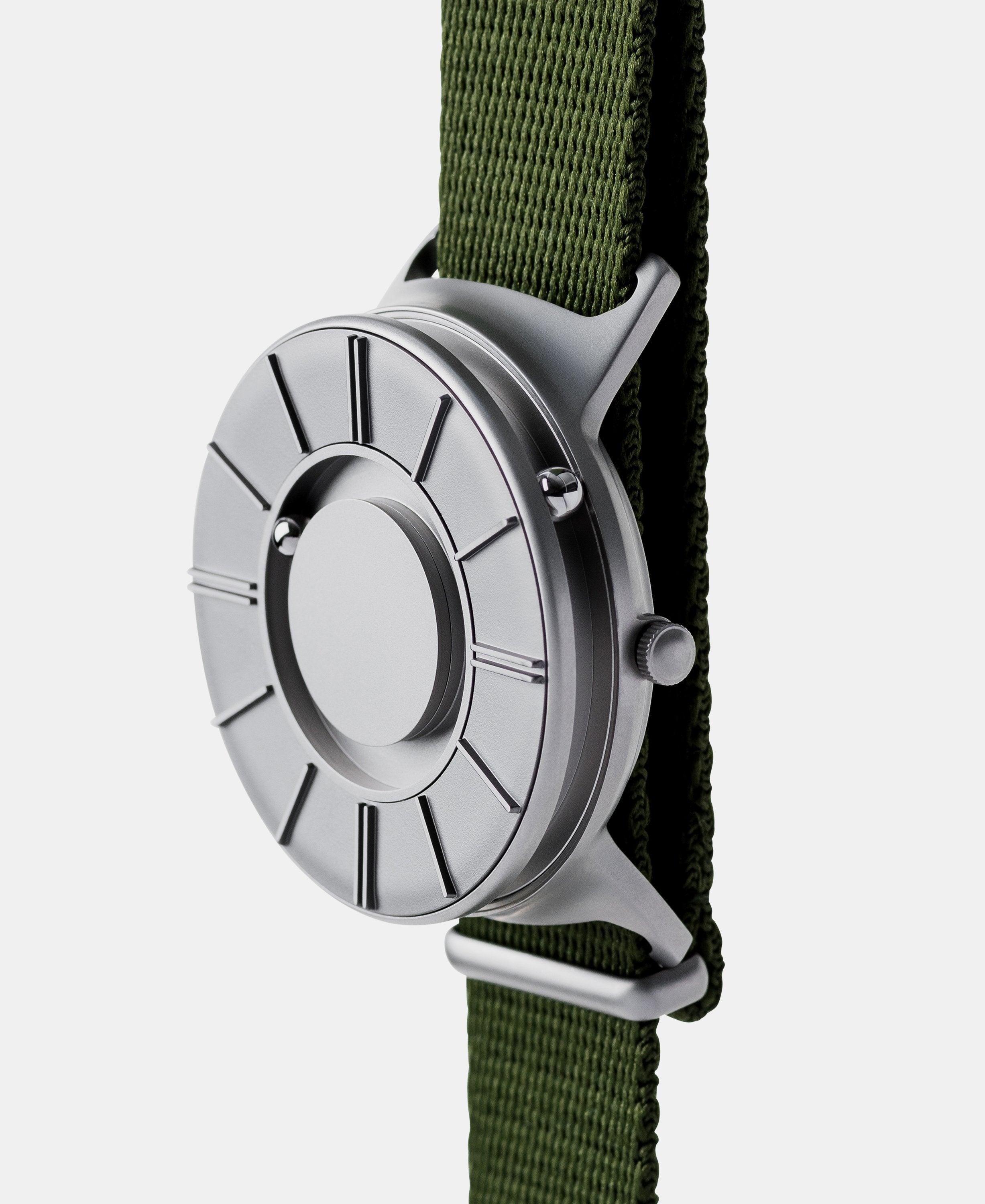 Bradley Apex Nylon Moss – Eone